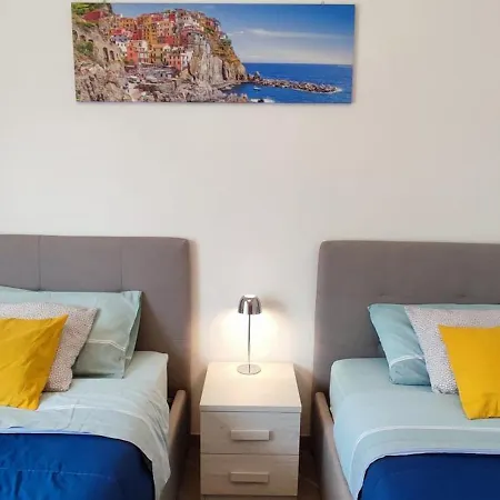 Stephy Station 5 Terre Appartement *